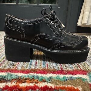 Fluevog VINTAGE 1998 EXCELLENT F-Shoe black platform lace-up brogue shoe -8